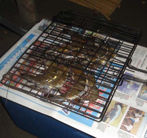 065-Pieter_Lukas-Eat_Prawns