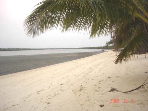 11-Rio_Savanne_Lagoon